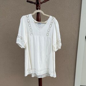 Elegant White Lace Women's Dress